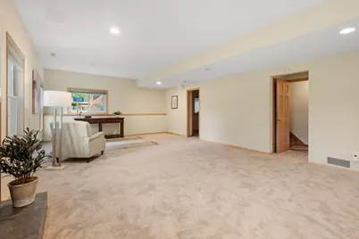 547 Abbey Way, Mendota Heights, MN 55120 - Photo 47