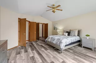 547 Abbey Way, Mendota Heights, MN 55120 - Photo 33