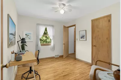 539 Frontenac Place, Saint Paul, MN 55104 - Photo 15