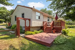 539 Frontenac Pl, Saint Paul, MN 55104 - Photo 23