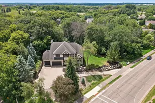 740 Mendota Heights Rd, Mendota Heights, MN 55120 - Photo 3