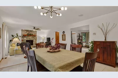1224 Red Maple Ridge, Eau Claire, WI 54703 - Photo 9