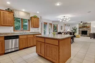 1224 Red Maple Ridge, Eau Claire, WI 54703 - Photo 7
