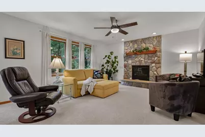 1224 Red Maple Ridge, Eau Claire, WI 54703 - Photo 11