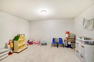 3609 Violet Ave N, Brooklyn Center, MN 55429 - Photo 27