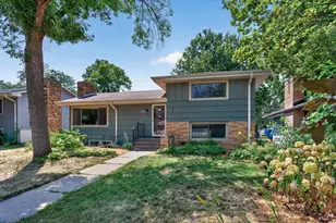 4621 Ewing Ave N, Robbinsdale, MN 55422 - Photo 1