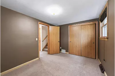 4621 Ewing Avenue N, Robbinsdale, MN 55422 - Photo 19