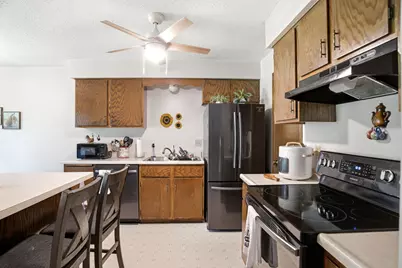 1845 Livingston Avenue #B, West Saint Paul, MN 55118 - Photo 11