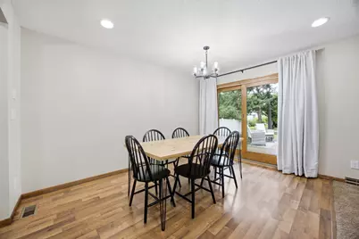 2844 Hickory Street N, Fargo, ND 58102 - Photo 11