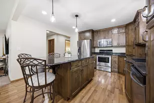 2844 Hickory St N, Fargo, ND 58102 - Photo 7