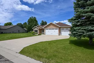 750 Lake Forest Cir, Detroit Lakes, MN 56501 - Photo 43
