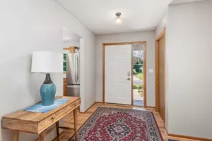 950 Oak Ct, Waconia, MN 55387 - Photo 3