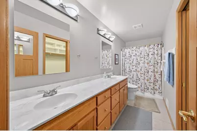 5026 Grenadier Avenue N, Oakdale, MN 55128 - Photo 23