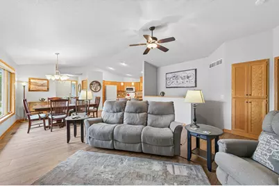 5026 Grenadier Avenue N, Oakdale, MN 55128 - Photo 9