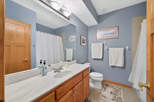 5026 Grenadier Ave N, Oakdale, MN 55128 - Photo 29
