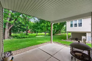 5026 Grenadier Ave N, Oakdale, MN 55128 - Photo 51