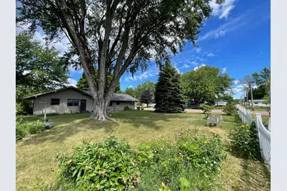 403 S Paffrath Avenue, Springfield, MN 56087 - Photo 5