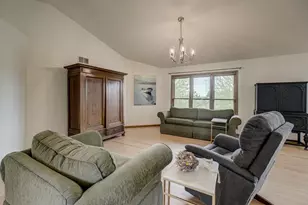 15912 Cascade Path, Rosemount, MN 55068 - Photo 3