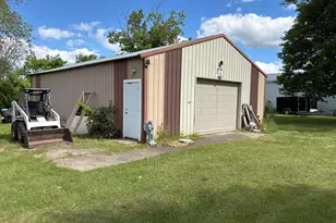 310 8th St SE, Staples, MN 56479 - Photo 1