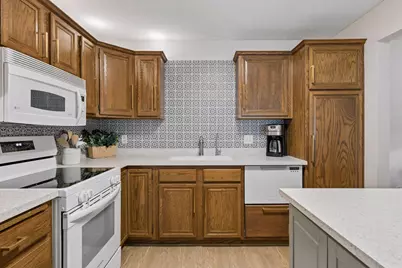 10540 43rd Avenue N #111, Plymouth, MN 55442 - Photo 11