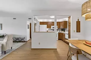 10540 43rd Ave N, Plymouth, MN 55442 - Photo 13