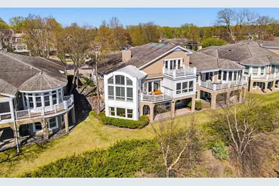 726 Widsten Circle, Wayzata, MN 55391 - Photo 3
