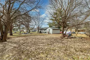 7544 Douglas Dr N, Brooklyn Park, MN 55443 - Photo 23