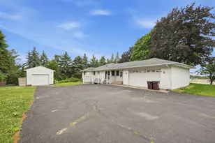 1918 Delaware Ave, West Saint Paul, MN 55118 - Photo 23