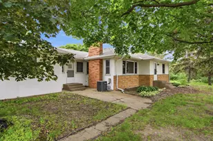 1918 Delaware Ave, West Saint Paul, MN 55118 - Photo 5