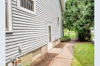 862 Holton Street, Saint Paul, MN 55104 - Photo 29