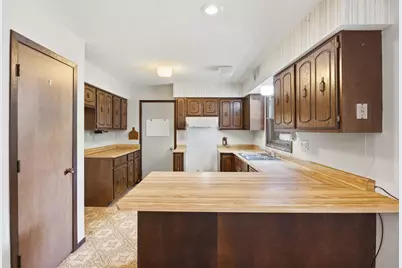 522 Railroad Street NW, Silver Lake, MN 55381 - Photo 7