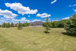 38653 Woodview Cir, Le Center, MN 56057 - Photo 35