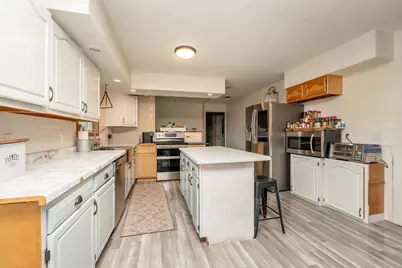 38653 Woodview Circle, Le Center, MN 56057 - Photo 11