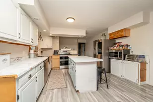 38653 Woodview Cir, Le Center, MN 56057 - Photo 11