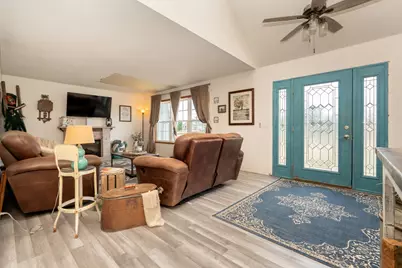 38653 Woodview Circle, Le Center, MN 56057 - Photo 7