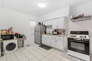 267 Bates Ave, Saint Paul, MN 55106 - Photo 17