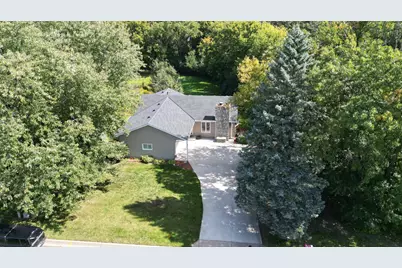 2292 7th Street N, North Saint Paul, MN 55109 - Photo 3