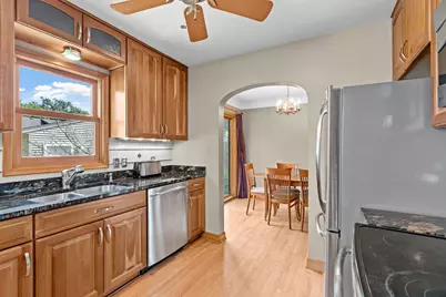 2081 Jefferson Avenue, Saint Paul, MN 55105 - Photo 13