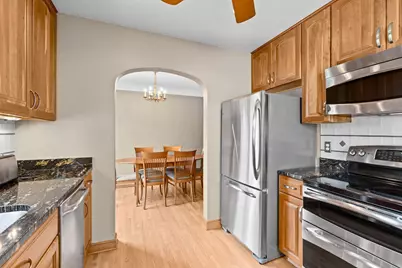 2081 Jefferson Avenue, Saint Paul, MN 55105 - Photo 15