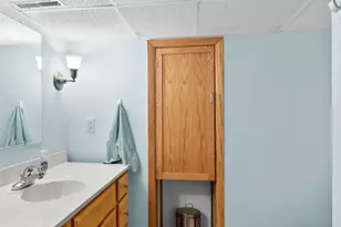2081 Jefferson Ave, Saint Paul, MN 55105 - Photo 33