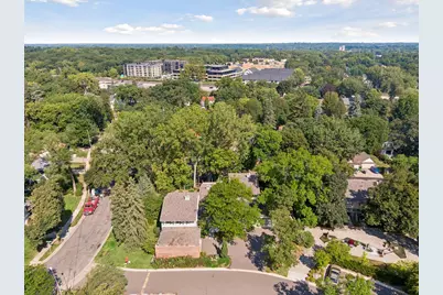 1086 Cedar View Drive, Minneapolis, MN 55405 - Photo 41