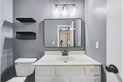 1106 Crystal Place W, Chaska, MN 55318 - Photo 11
