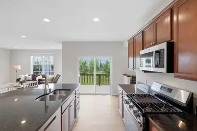 15652 Eddy Creek Way, Apple Valley, MN 55124 - Photo 11