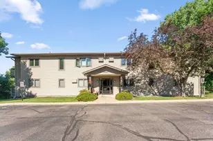 6601 Buckley Cir, Inver Grove Heights, MN 55076 - Photo 15