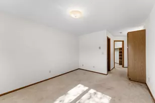 6601 Buckley Cir, Inver Grove Heights, MN 55076 - Photo 9