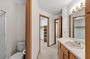 6601 Buckley Cir, Inver Grove Heights, MN 55076 - Photo 11
