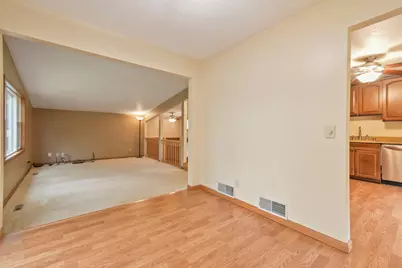 709 74th Avenue N, Brooklyn Park, MN 55444 - Photo 5