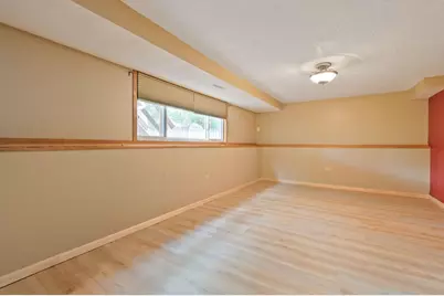 709 74th Avenue N, Brooklyn Park, MN 55444 - Photo 9