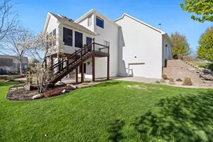 5729 Linden Ave N, Lake Elmo, MN 55042 - Photo 53
