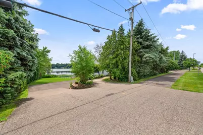 640 Highway 96 W, Shoreview, MN 55126 - Photo 39